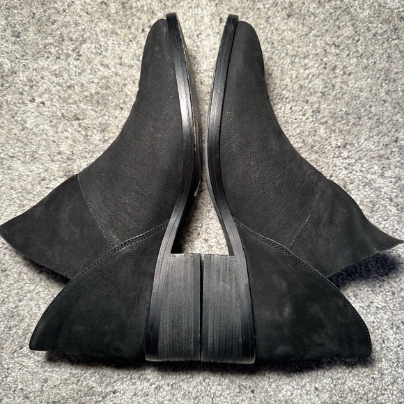 Eileen Fisher Vero Cuoio Suede Ankle Boots size 9.5 black - Picture 5 of 8